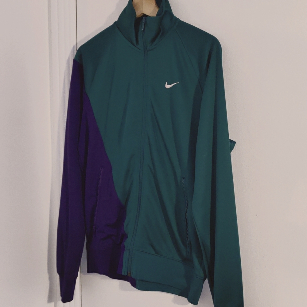 Nike Sweater
